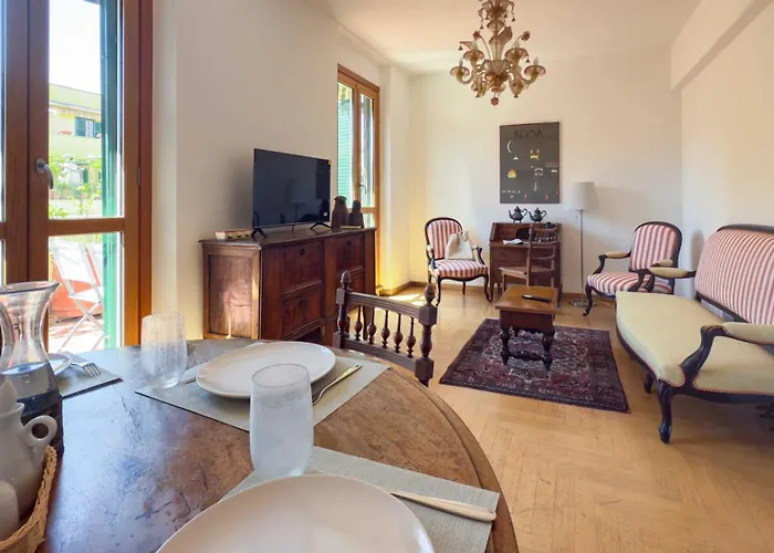 Casa Arezzo - Silenzioso Trilocale Con Terrazzino Privato - Cale 06 아파트